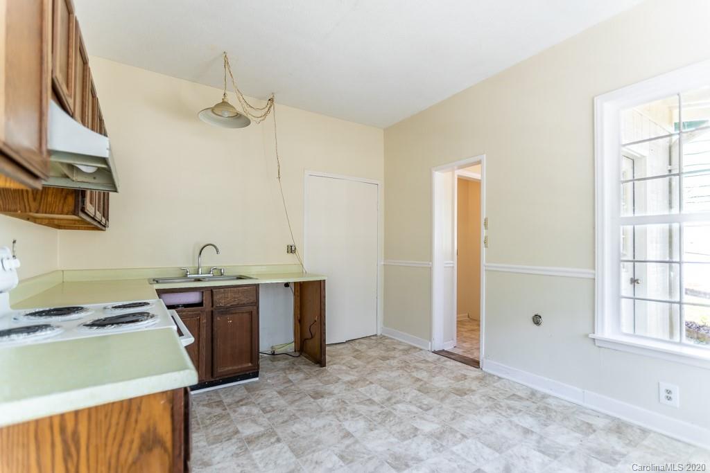 190 Walnut Street Arden NC 28704