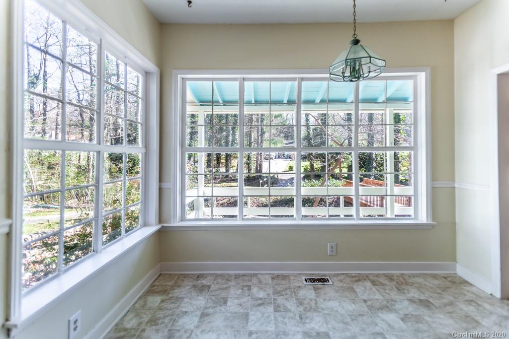 190 Walnut Street Arden NC 28704