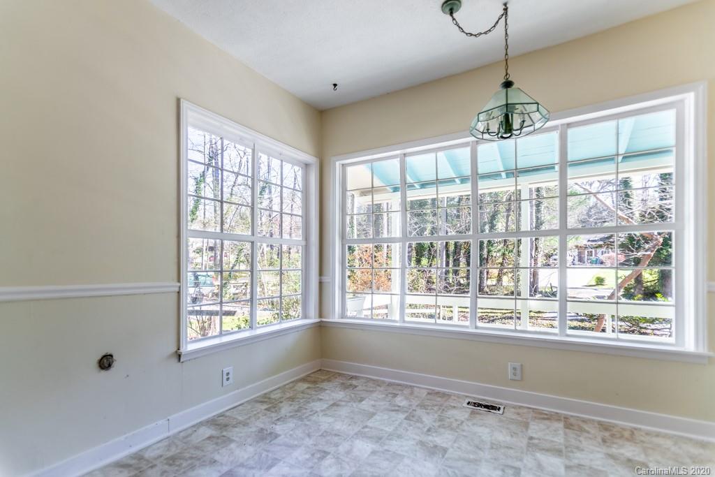 190 Walnut Street Arden NC 28704