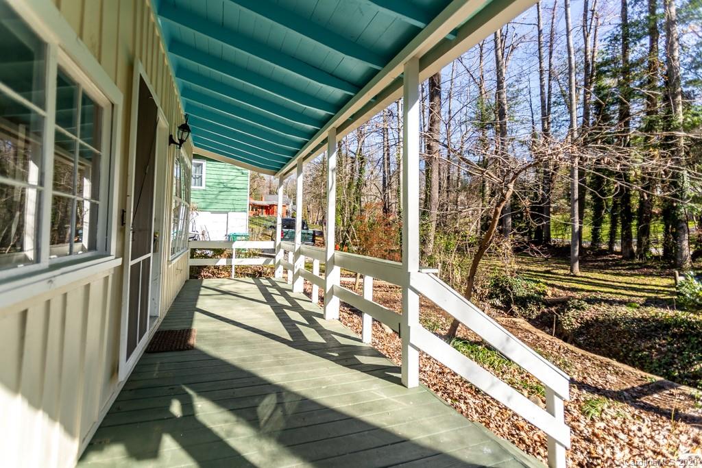 190 Walnut Street Arden NC 28704
