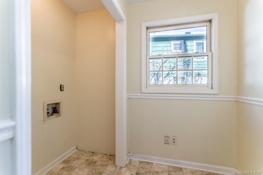 190 Walnut Street Arden NC 28704