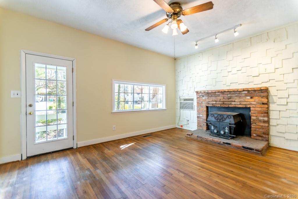 190 Walnut Street Arden NC 28704