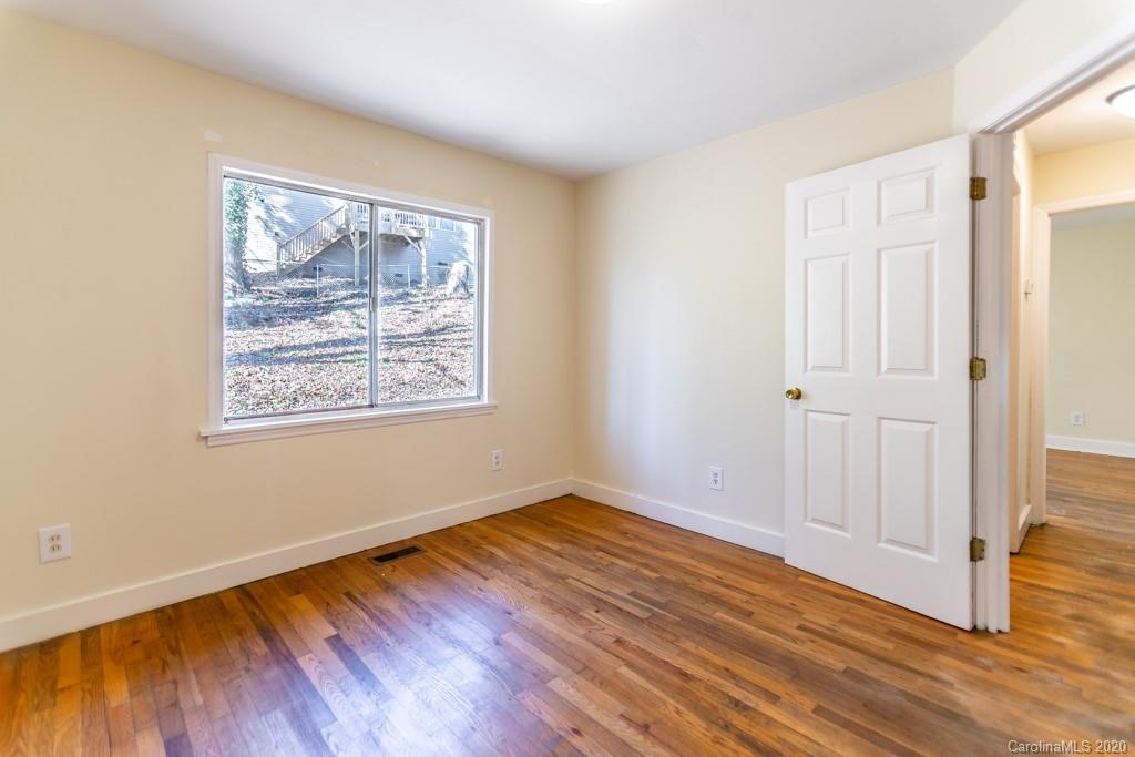 190 Walnut Street Arden NC 28704