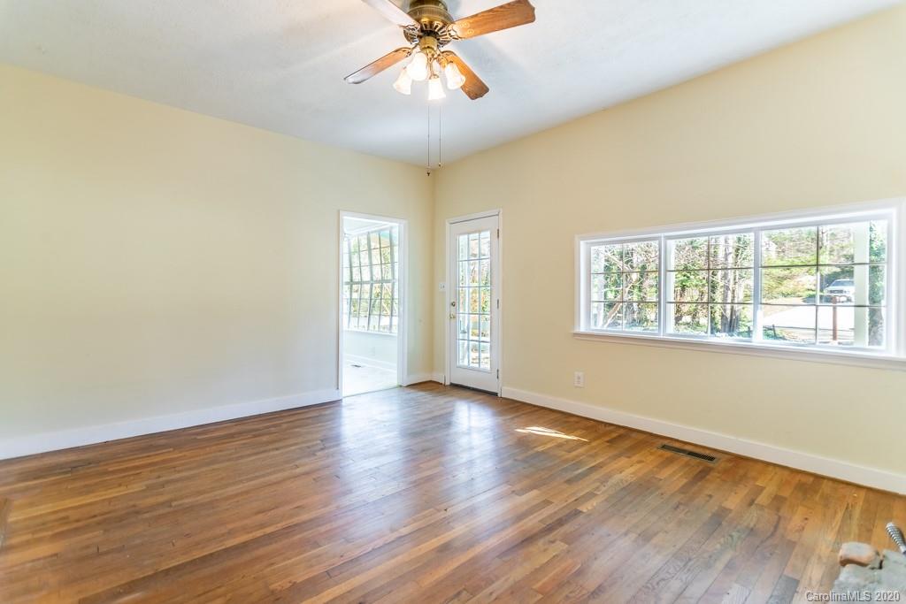 190 Walnut Street Arden NC 28704