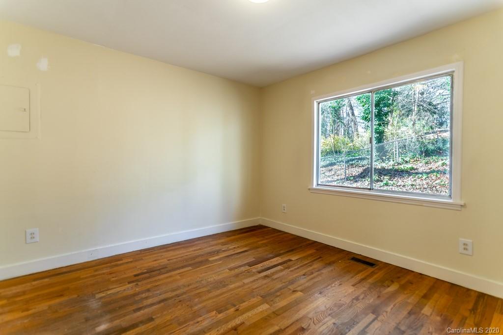 190 Walnut Street Arden NC 28704