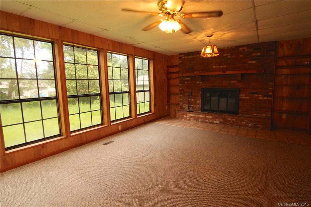 127 Temple Church Road Brevard NC 28712