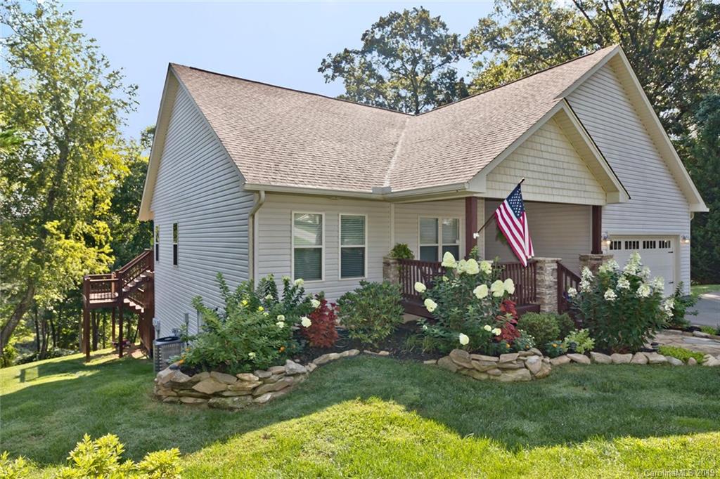 18 Birdsong Lane Candler NC 28715