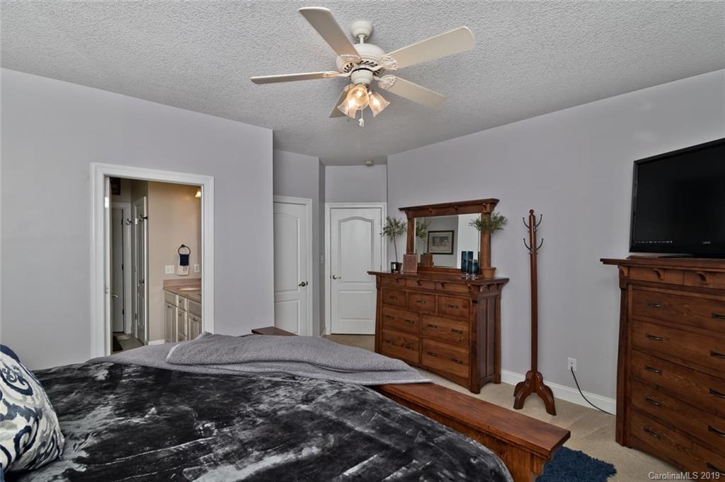 18 Birdsong Lane Candler NC 28715