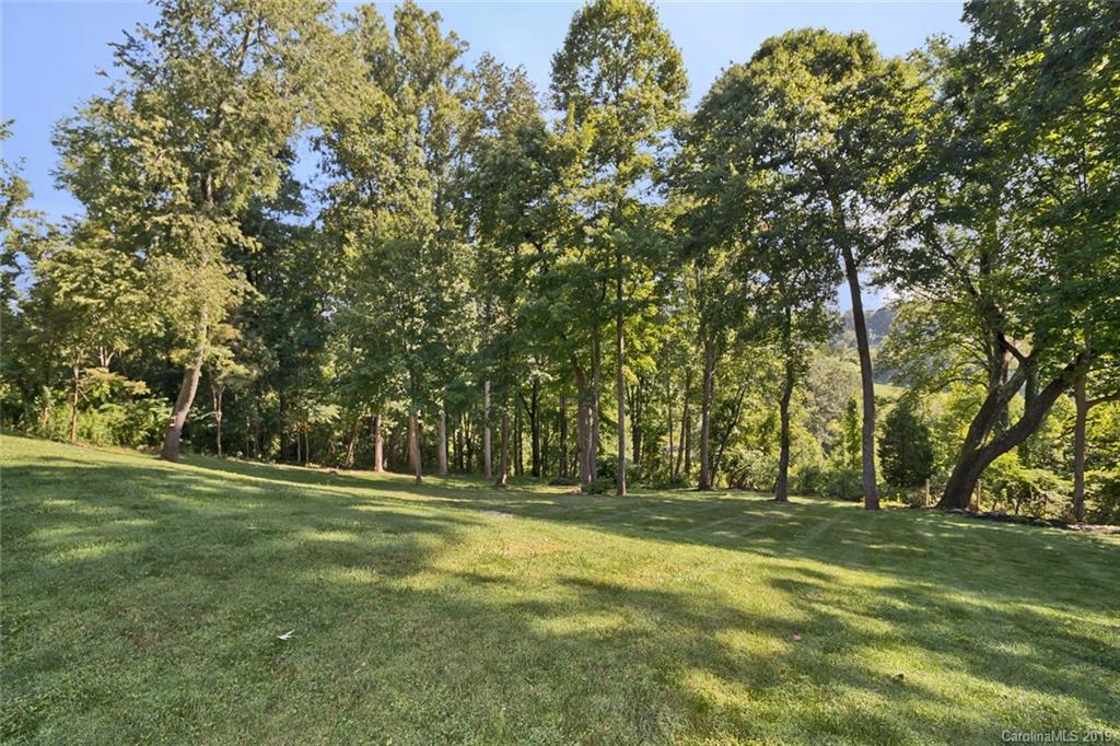 18 Birdsong Lane Candler NC 28715