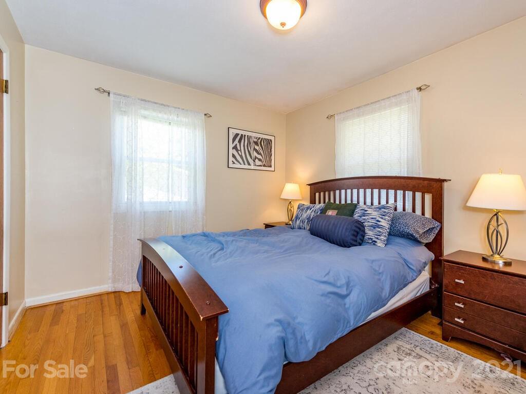 69 Cub Road Asheville NC 28806