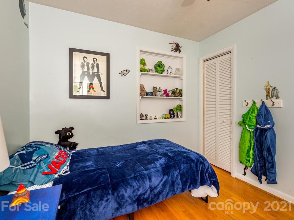 69 Cub Road Asheville NC 28806