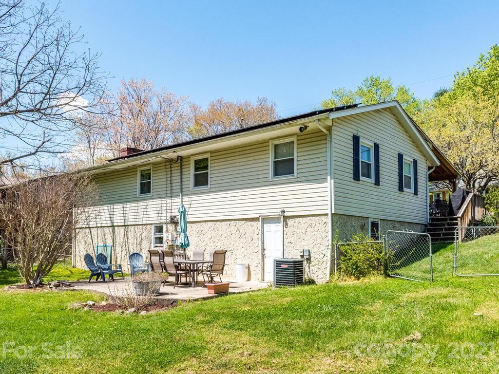 69 Cub Road Asheville NC 28806