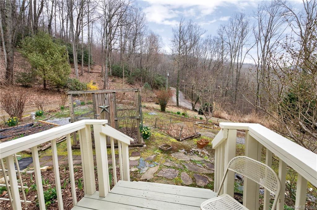 84 Bryant Road Swannanoa NC 28778
