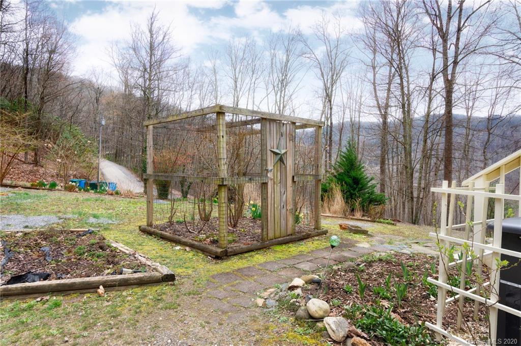 84 Bryant Road Swannanoa NC 28778