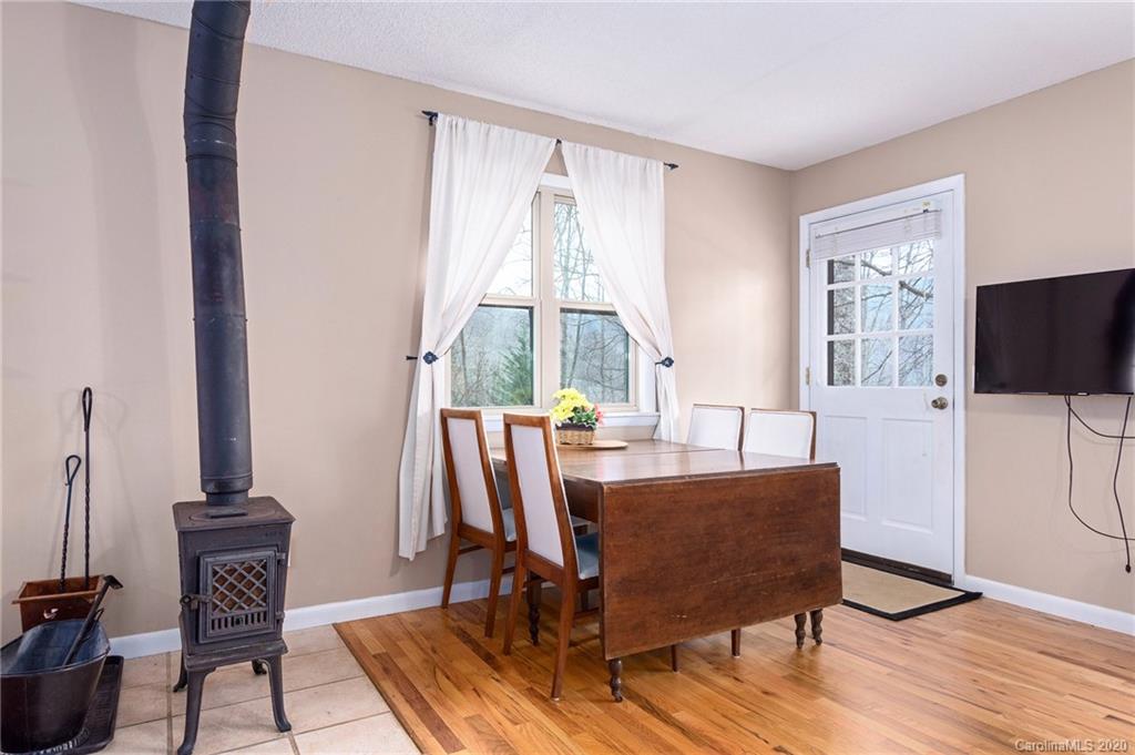 84 Bryant Road Swannanoa NC 28778
