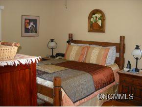 306 Donnybrook Drive Asheville NC 28806