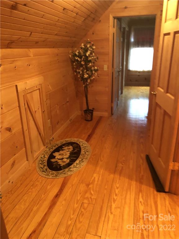 208 Autumn Leaf Trail Burnsville NC 28714
