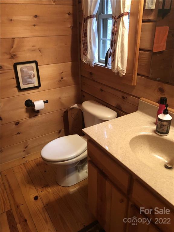 208 Autumn Leaf Trail Burnsville NC 28714