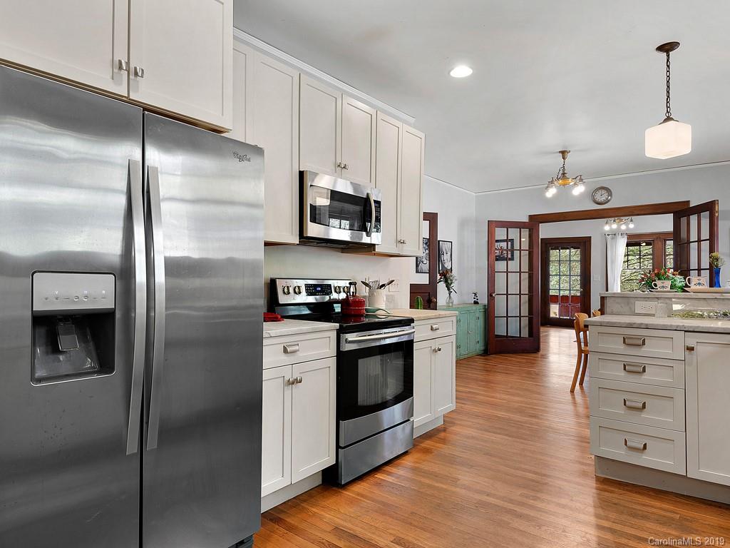 37 Eastview Circle Asheville NC 28806