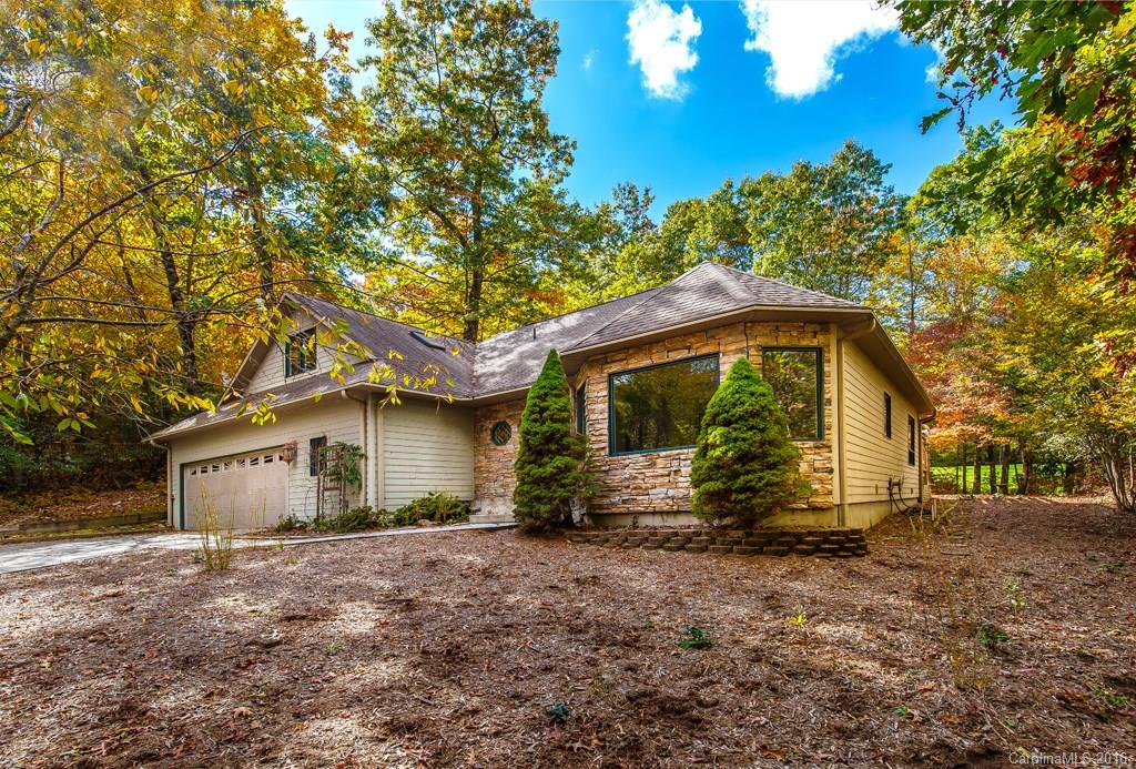 15 Ugedaliyvi Court Brevard NC 28712