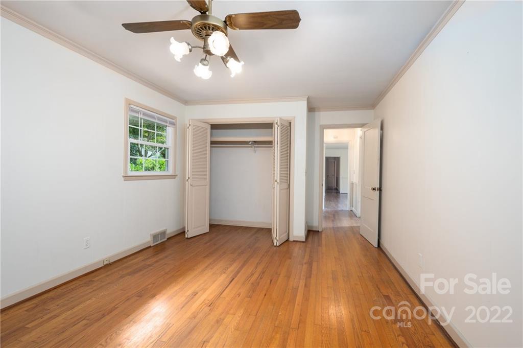 25 Mallonee Drive Candler NC 28715
