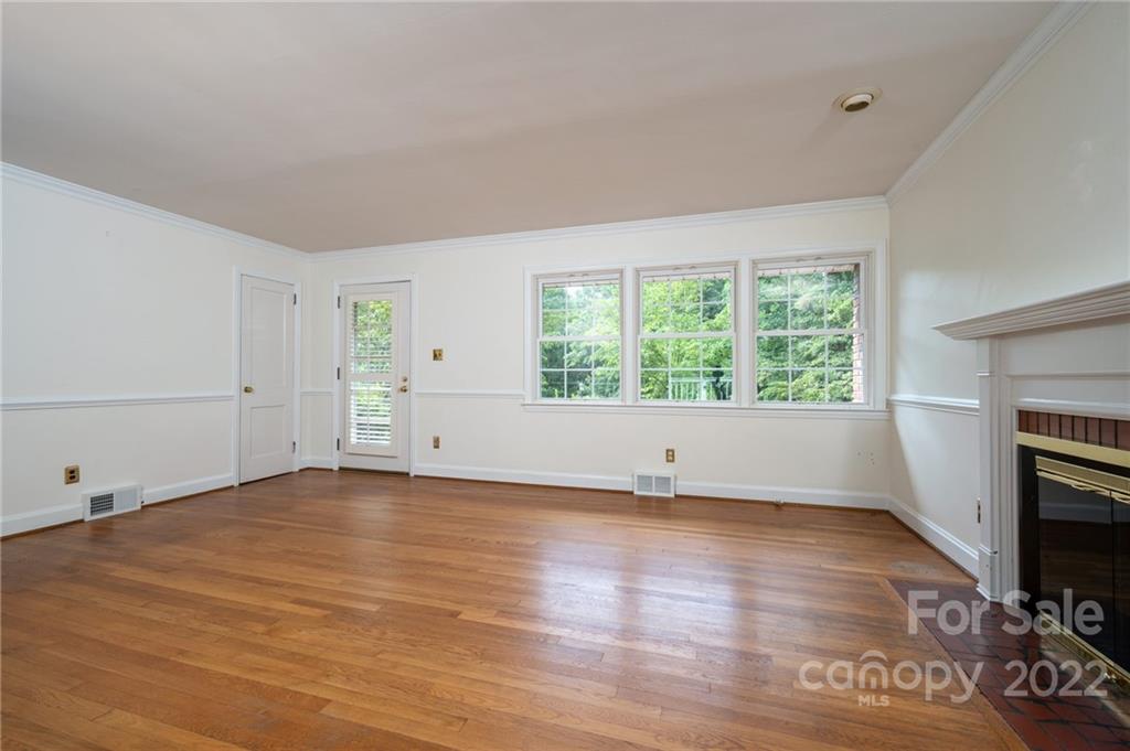 25 Mallonee Drive Candler NC 28715