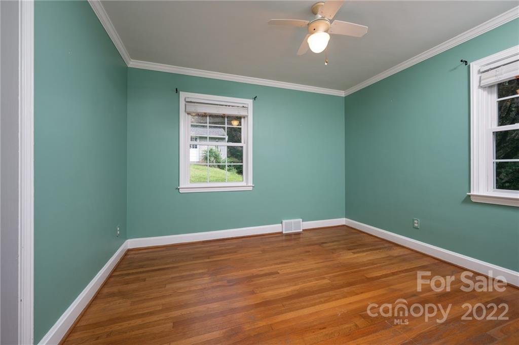 25 Mallonee Drive Candler NC 28715
