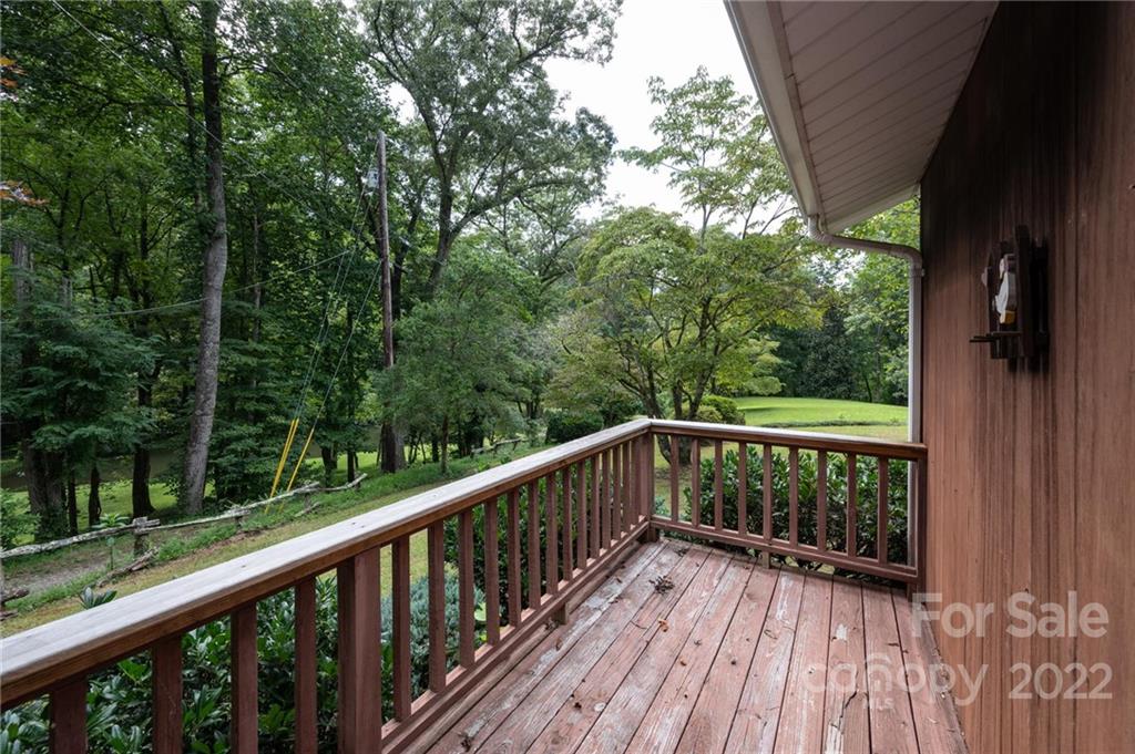 25 Mallonee Drive Candler NC 28715