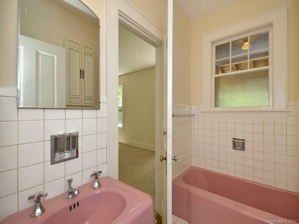 717 S Main Street Waynesville NC 28786