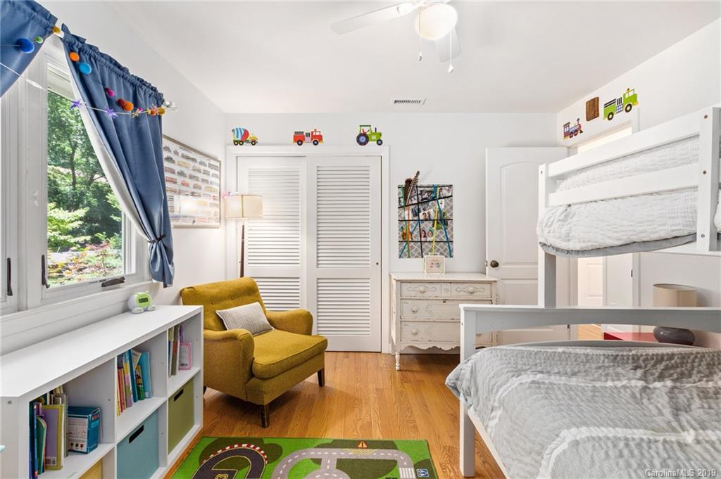 10 Clearbrook Road Asheville NC 28805