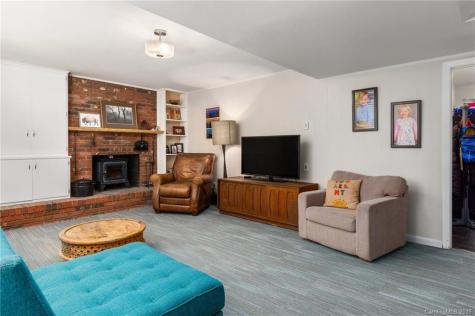 10 Clearbrook Road Asheville NC 28805