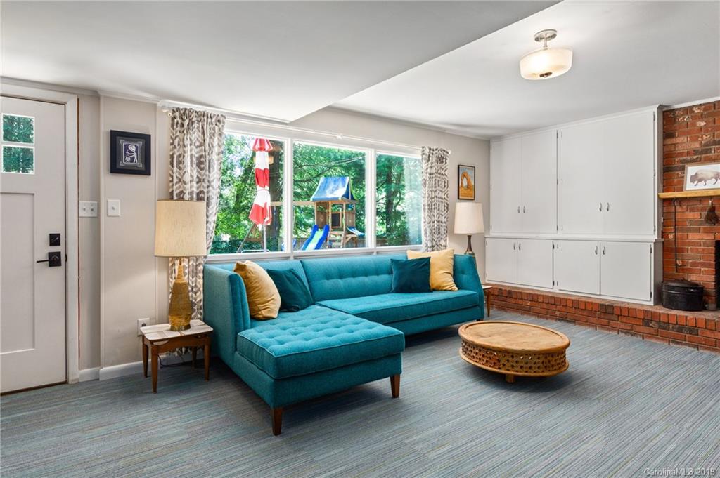 10 Clearbrook Road Asheville NC 28805
