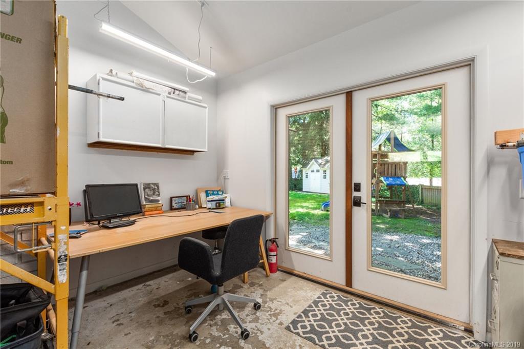 10 Clearbrook Road Asheville NC 28805