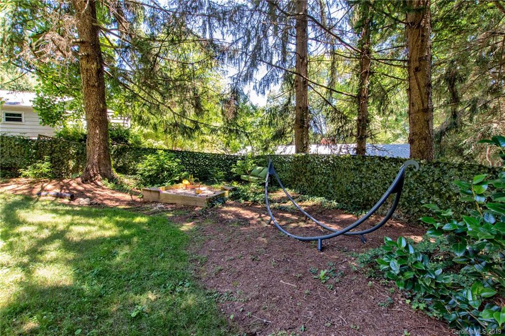 10 Clearbrook Road Asheville NC 28805