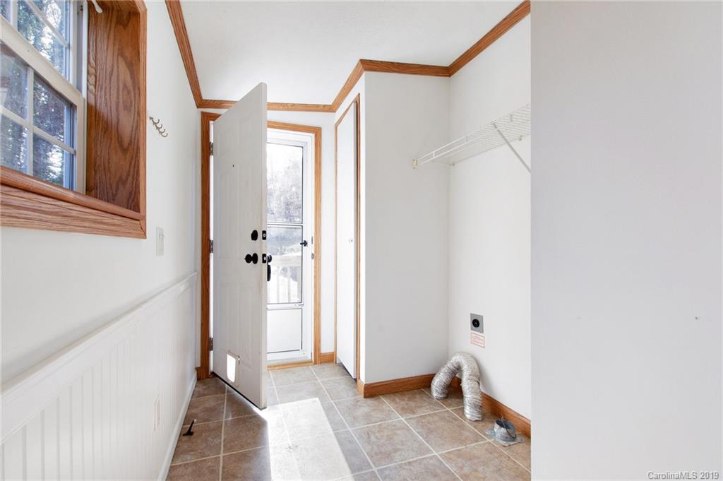 10 Robin Lane Asheville NC 28806