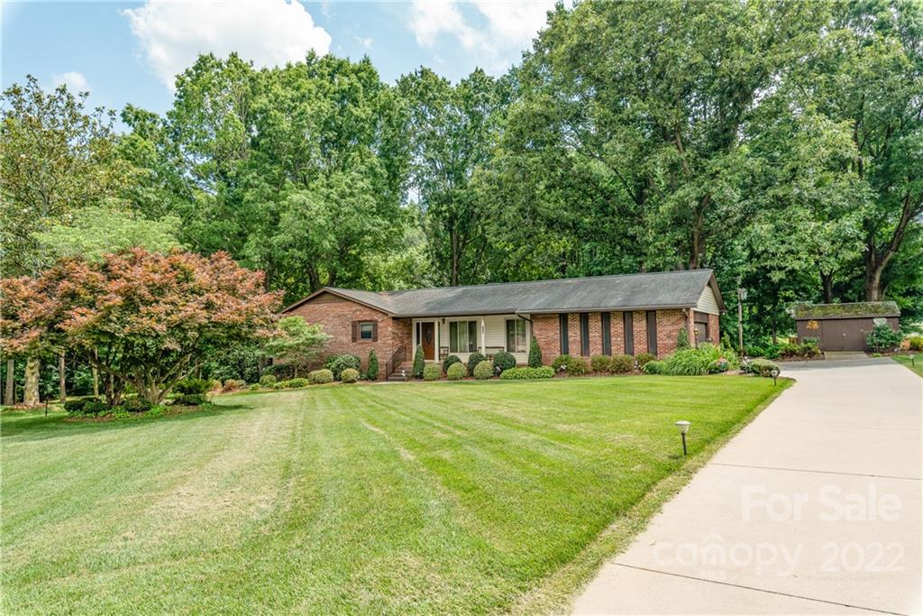 118 Owl Hollow Lane Statesville NC 28625