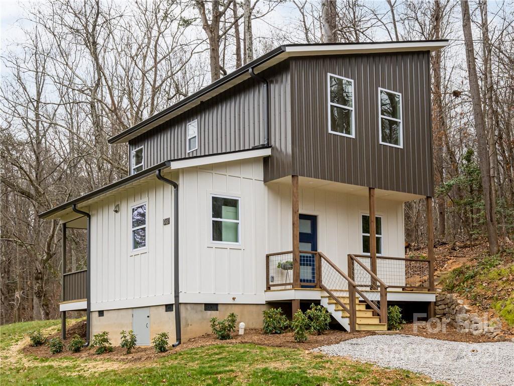 26 Lower Grassy Branch Road Asheville NC 28805
