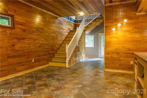 2670 E Fork Road Marshall NC 28753