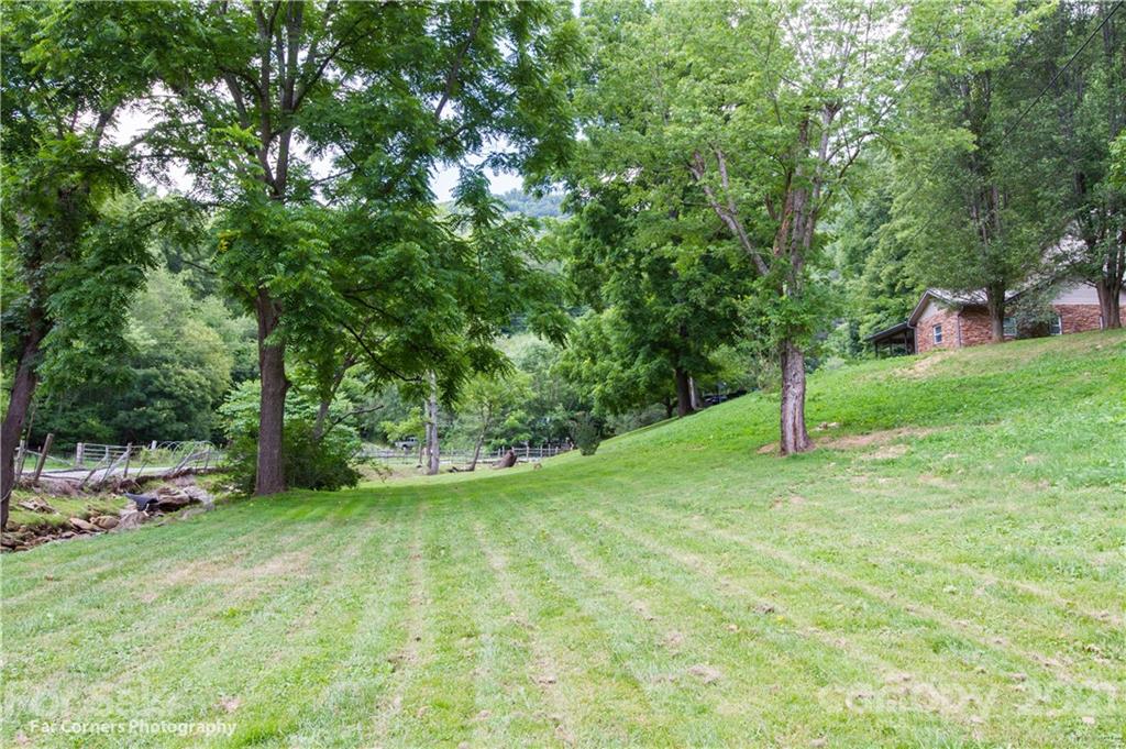 2670 E Fork Road Marshall NC 28753