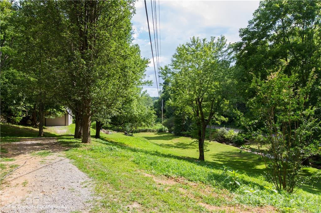 2670 E Fork Road Marshall NC 28753