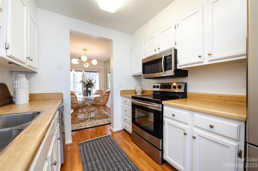 1060 Sardis Cove Drive Charlotte NC 28270