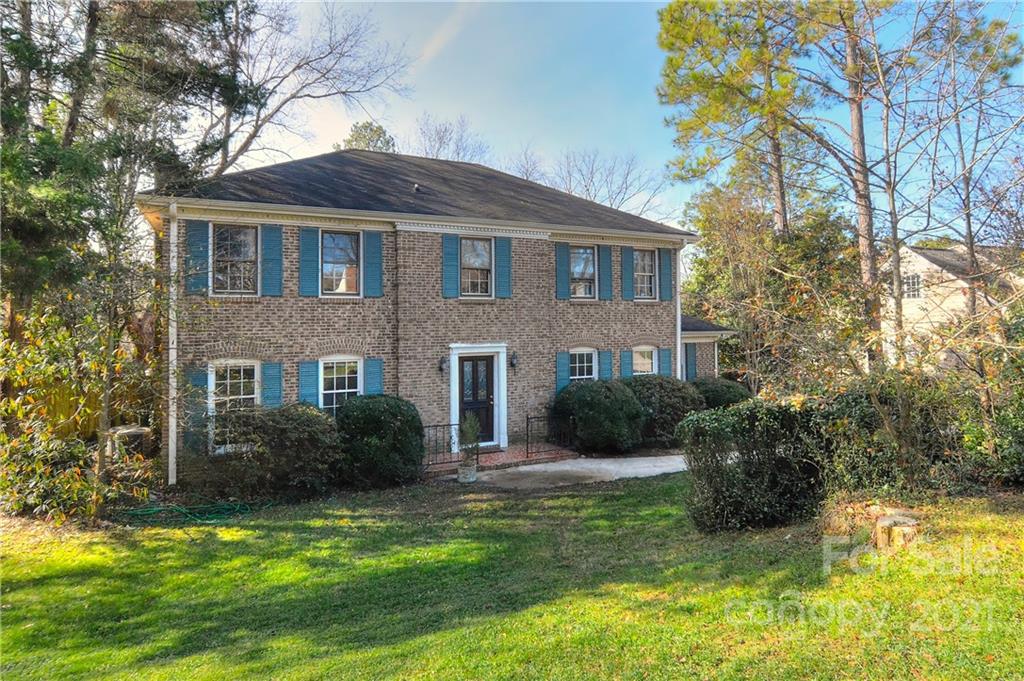 5207 Macandrew Drive Charlotte NC 28226