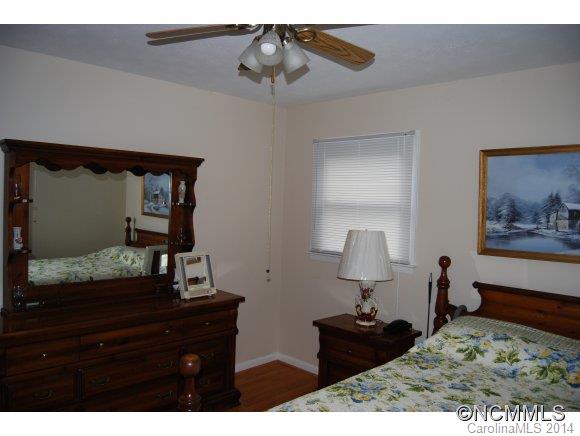 403 Reger Avenue Swannanoa NC 28778
