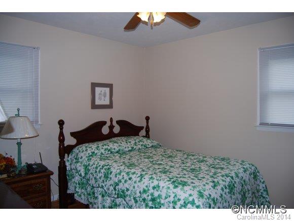 403 Reger Avenue Swannanoa NC 28778