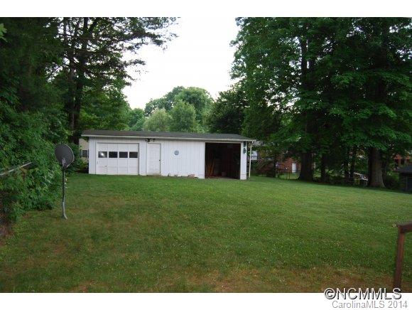 403 Reger Avenue Swannanoa NC 28778