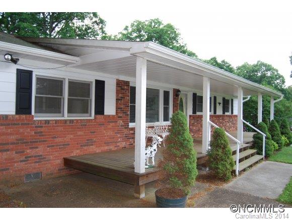 403 Reger Avenue Swannanoa NC 28778