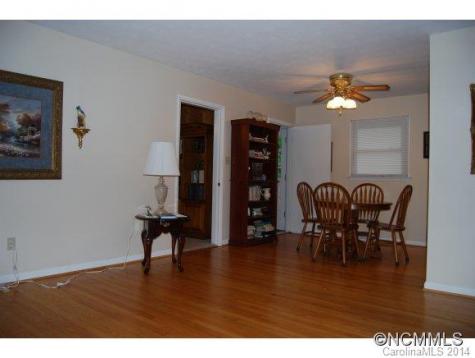 403 Reger Avenue Swannanoa NC 28778