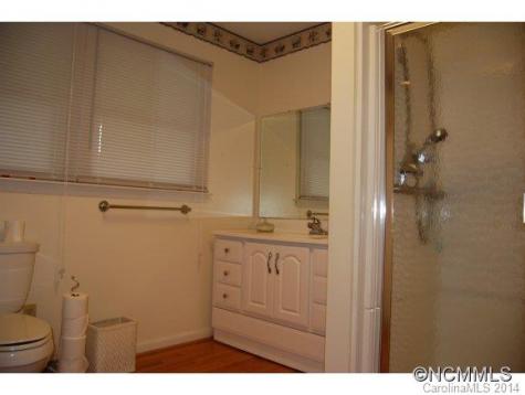 403 Reger Avenue Swannanoa NC 28778