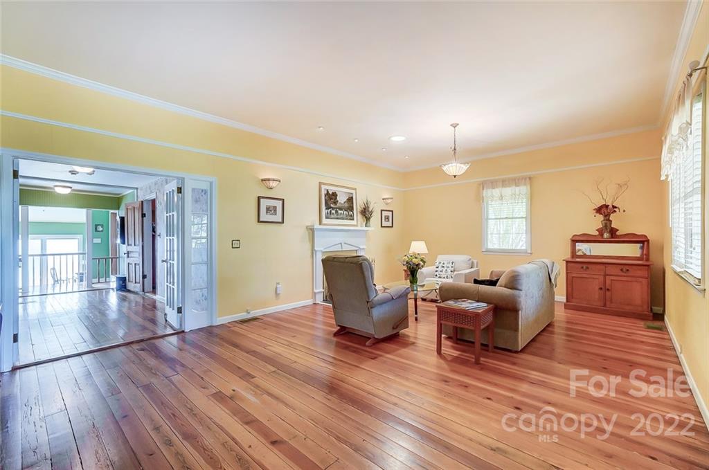 308 S Broome Street Waxhaw NC 28173