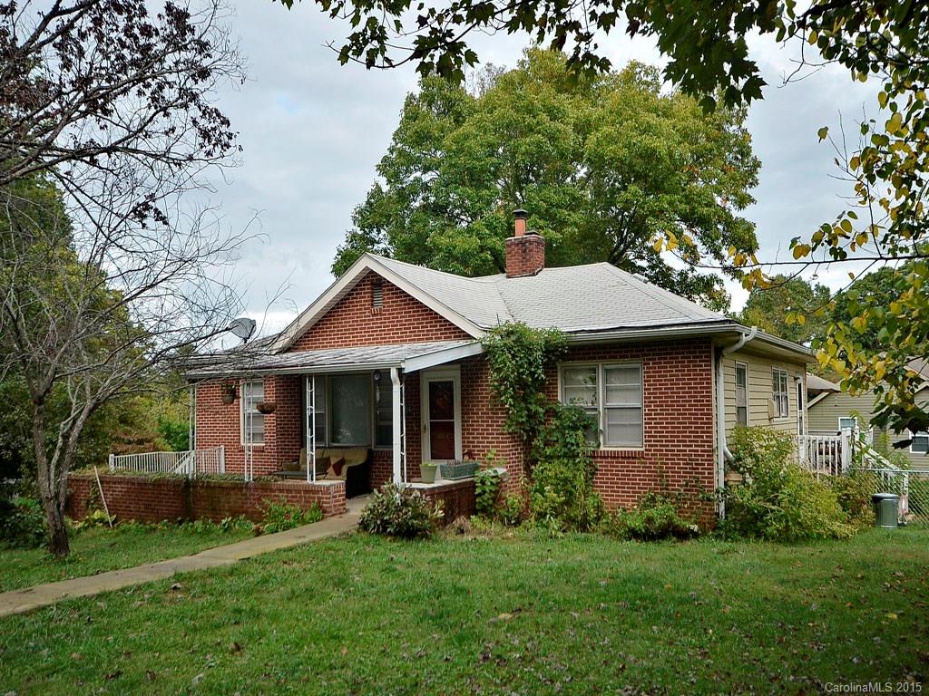 16 White Oak Road Arden NC 28704